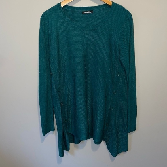 Roz & Ali asymmetric sweater - Picture 1 of 4